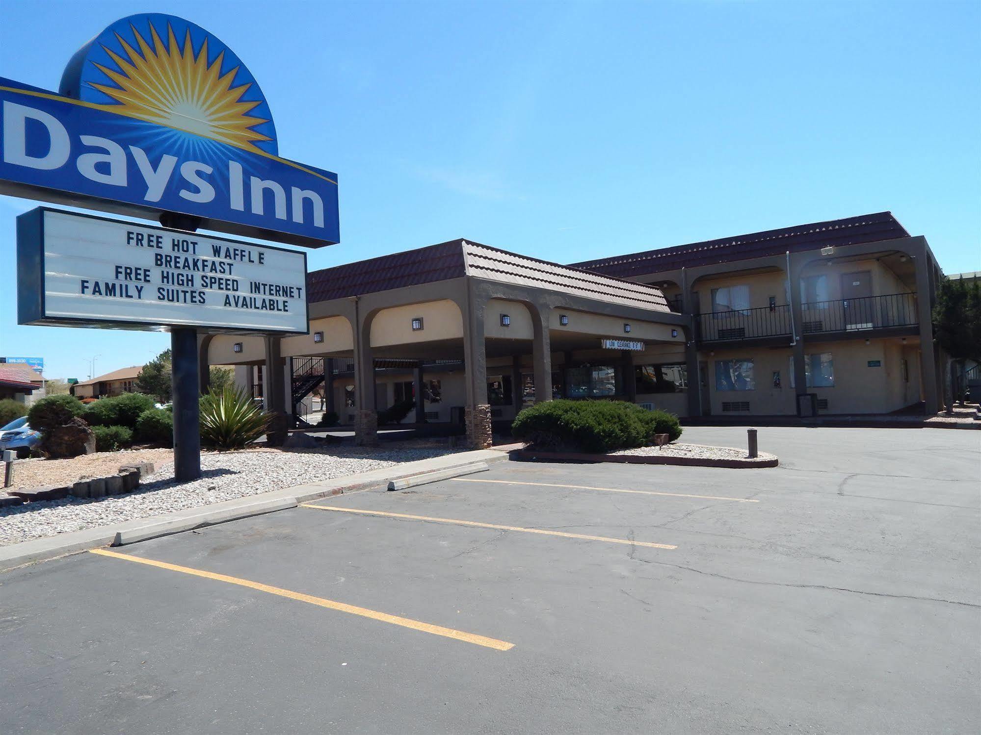 Midtown Inn & Suites Albuquerque Exterior foto